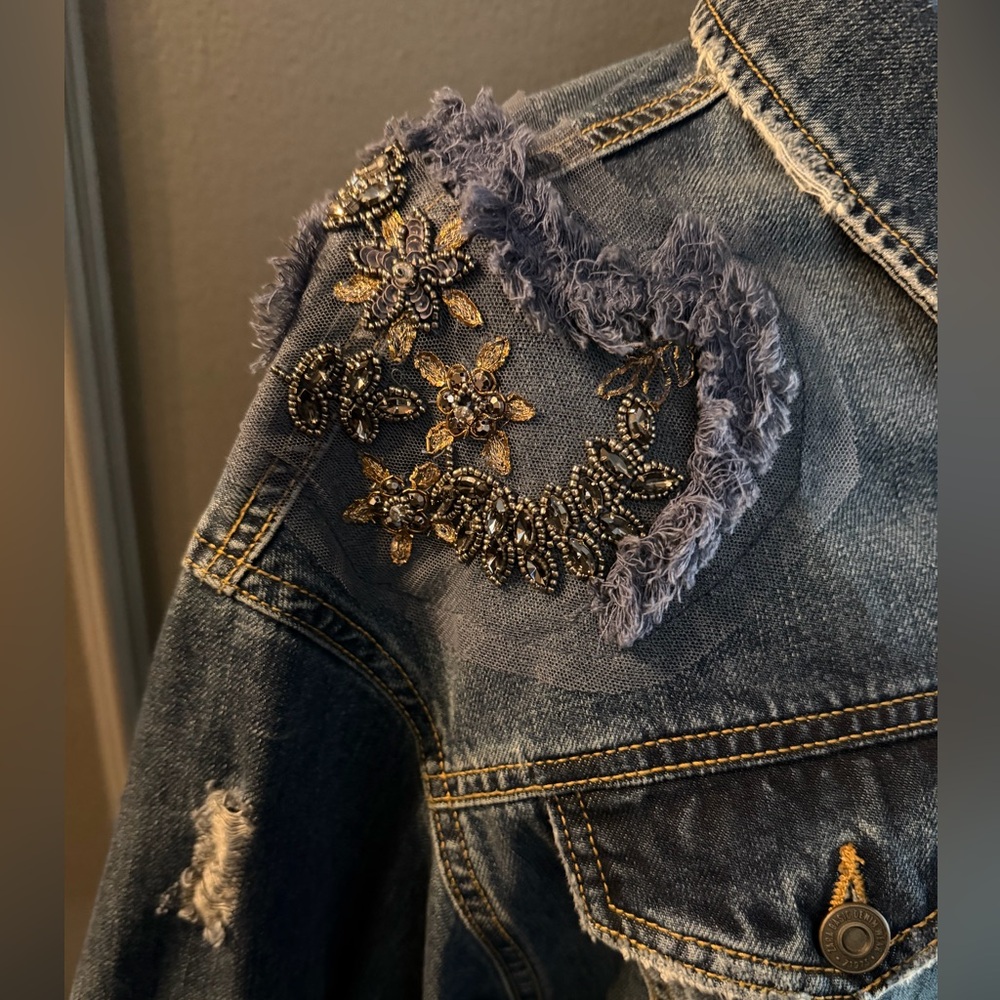 Zara Denim Jacket - Picture 4 of 15